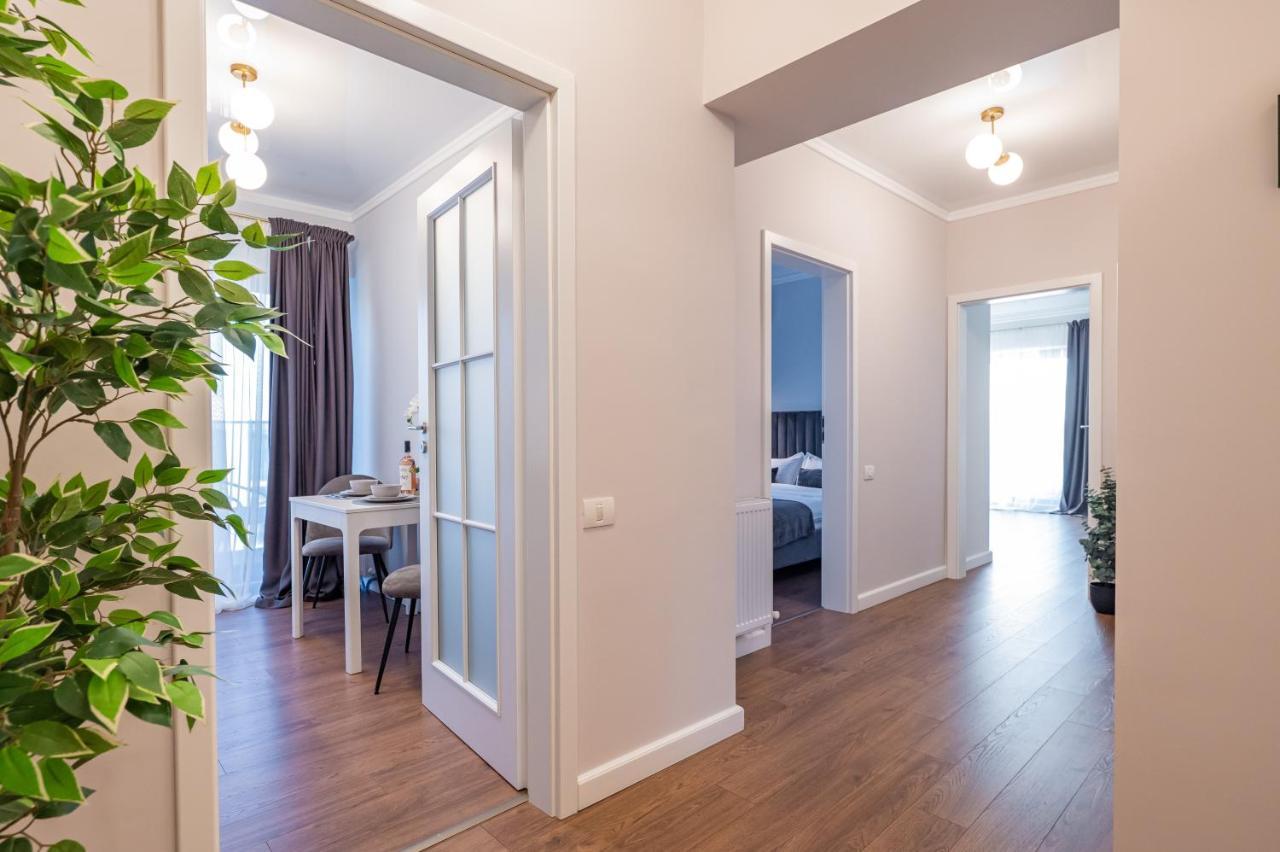 Golden Mirage Sunset Apartment Mamaia Bagian luar foto