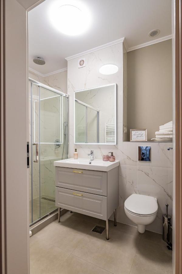 Golden Mirage Sunset Apartment Mamaia Bagian luar foto