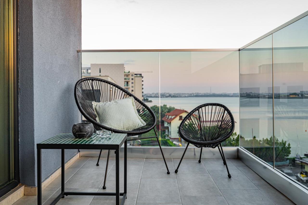Golden Mirage Sunset Apartment Mamaia Bagian luar foto